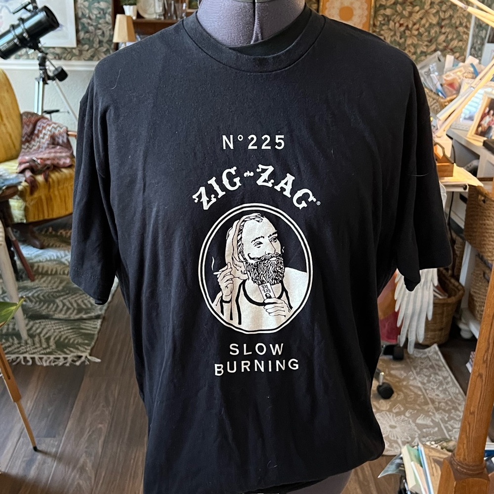 Black Graphic Tee - Men's Short Sleeve Shirt